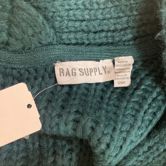 Rag Supply Cropped Cable Cardigan - Picture 4 of 6